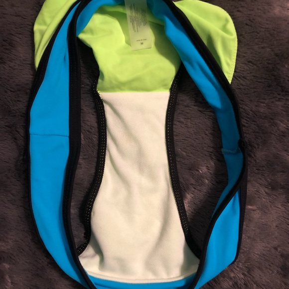 Color Block Bikini Set - Picture 7 of 8